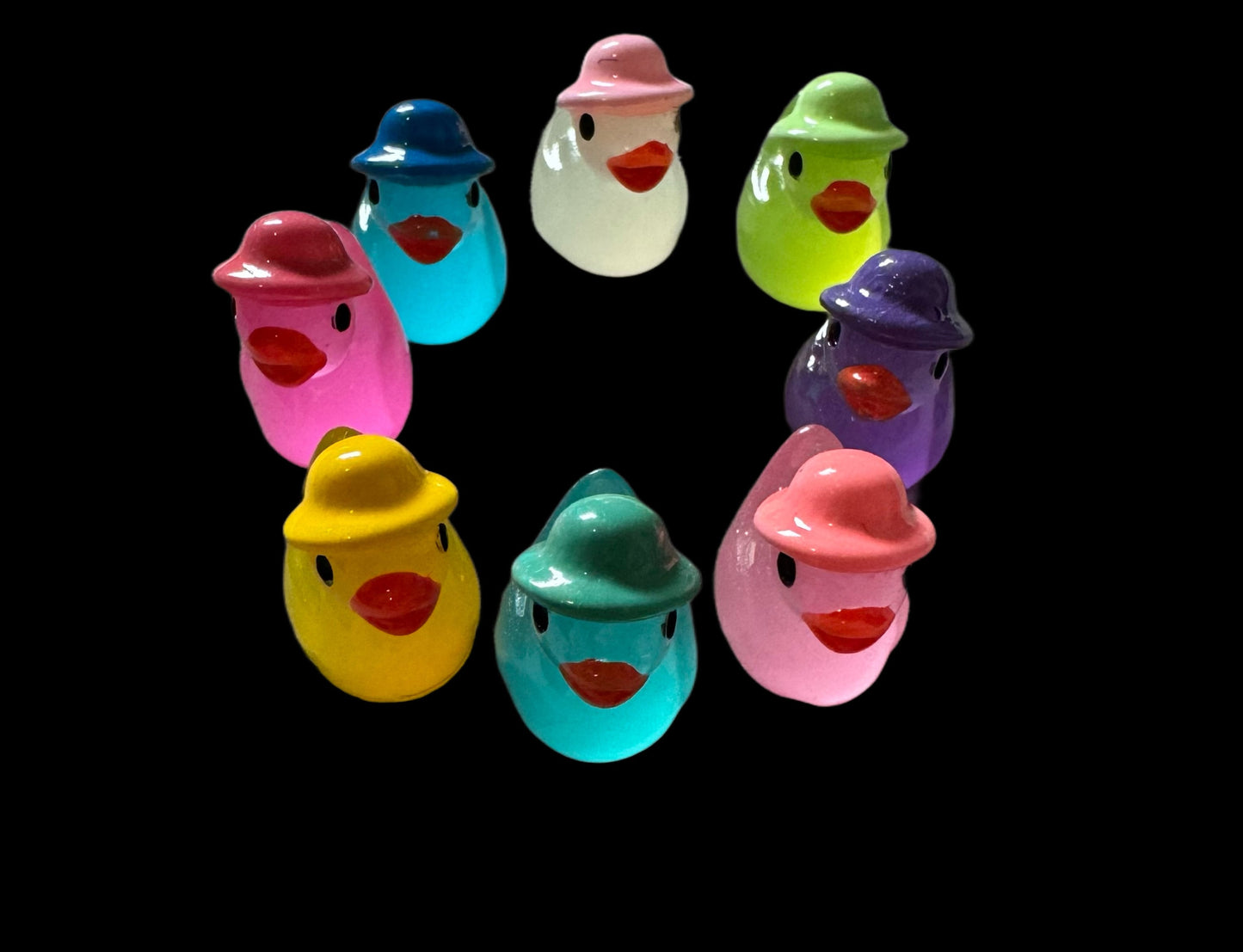 Mini GLOW 3D Resin Duck with Vacation Hat Rubber Duckie Style Cabochon DYI Hair Accessory Bracelet Cruising Ducks Jeep