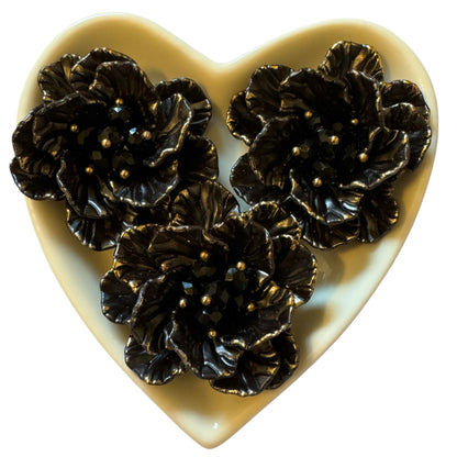 2 Pieces Beautiful Handmade Double Layer Flat Back Acrylic Flower with Individual Petals and Gold Highlights Cabochon for Your DIY Creation