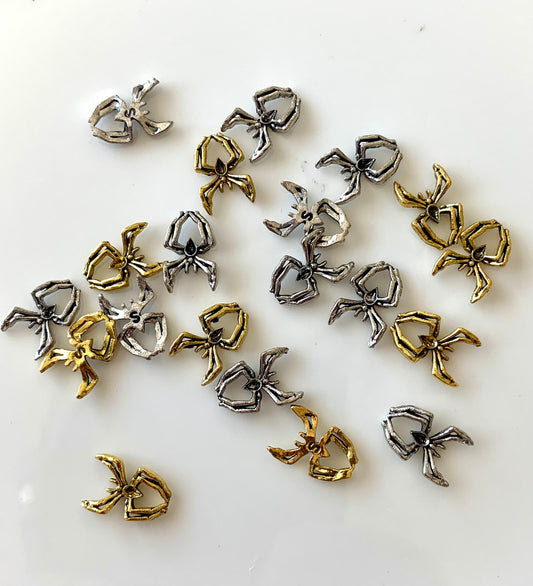 5 Pieces Metal Spiders Charms Silver or Gold Cute Nail Art Decorations DYI