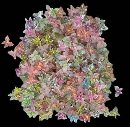 New Price! 9mm Colored Transparent Butterfly with Lovely Detail Nail Charm Mixed Butterflies Cabochon DYI Phone Cases Hair Accessories