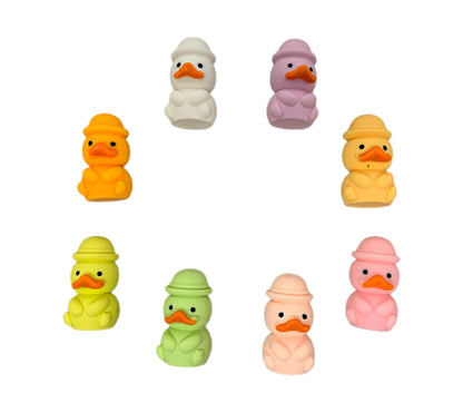 3D Duck in a Bowler Hat Resin Rubber Duckie Style Cabochon Charm DYI Phone Cases Scrapbook Hair Accessory Bracelet Decorative Cruising Ducks