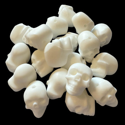5 Pieces Detailed 3d Skull Silicone Focal Bead for Beadable Pens, Pencils, Keychains & More! Perfect for Halloween or Horror Themed Crafts!